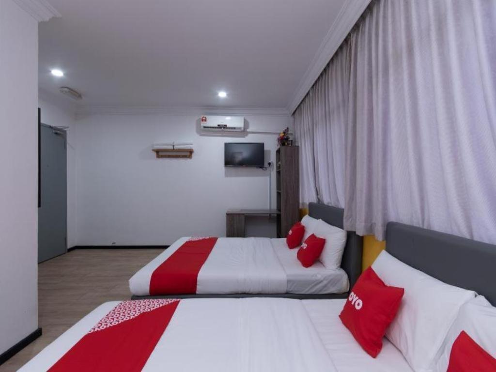Oyo 89398 Doorbellz Hotel Kota Kinabalu Exterior photo
